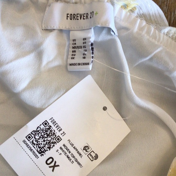 Forever 21 Plus Yellow Polka Dot Print Metallic Ruffled Halter Top Size 0X - Picture 12 of 14